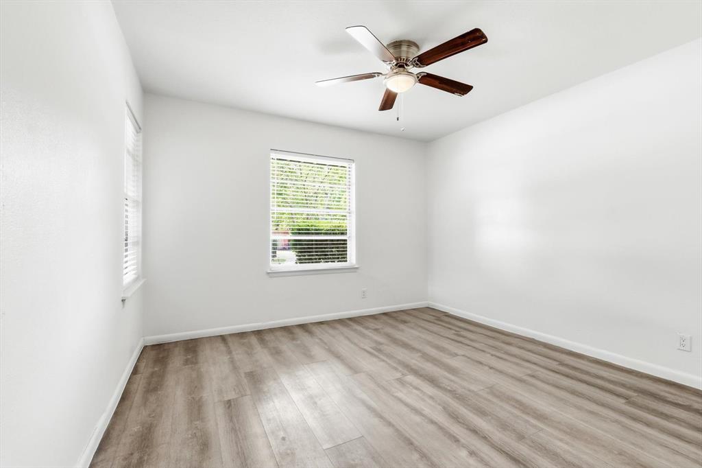 Cloverdale 06 - Residential