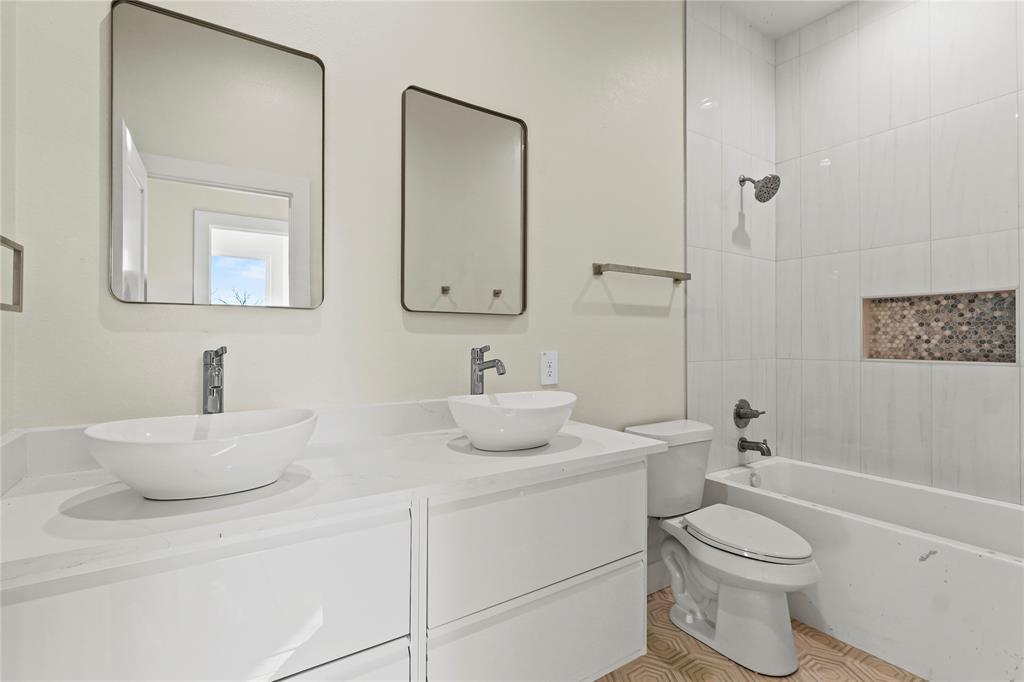 Rochester Park - Residential