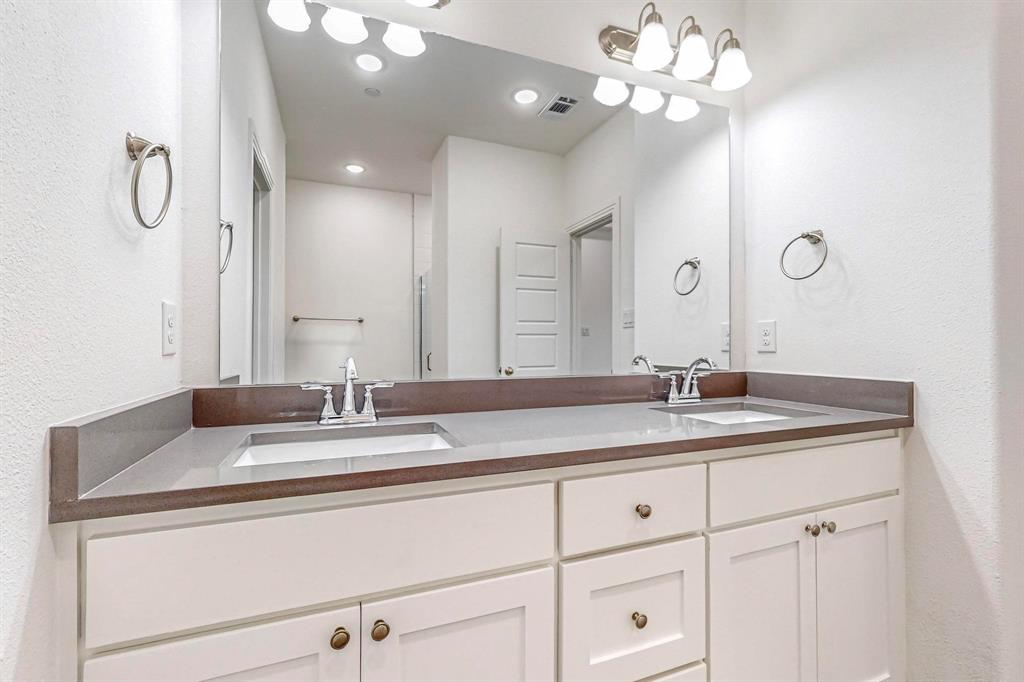 Villas Of Doe Creek Ph 1 - Residential Lease