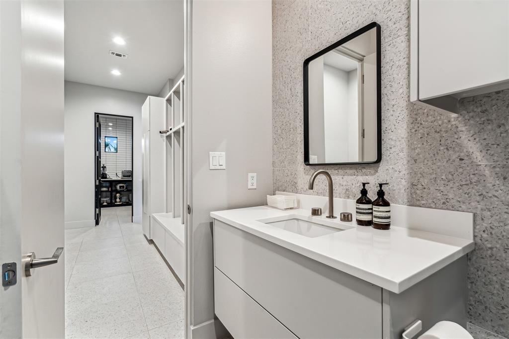 Edwards Ranch Riverhills Add - Residential