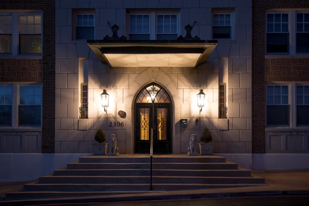 Forest Park Tower Condo - Residential Lease