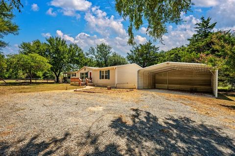 A home in Pottsboro