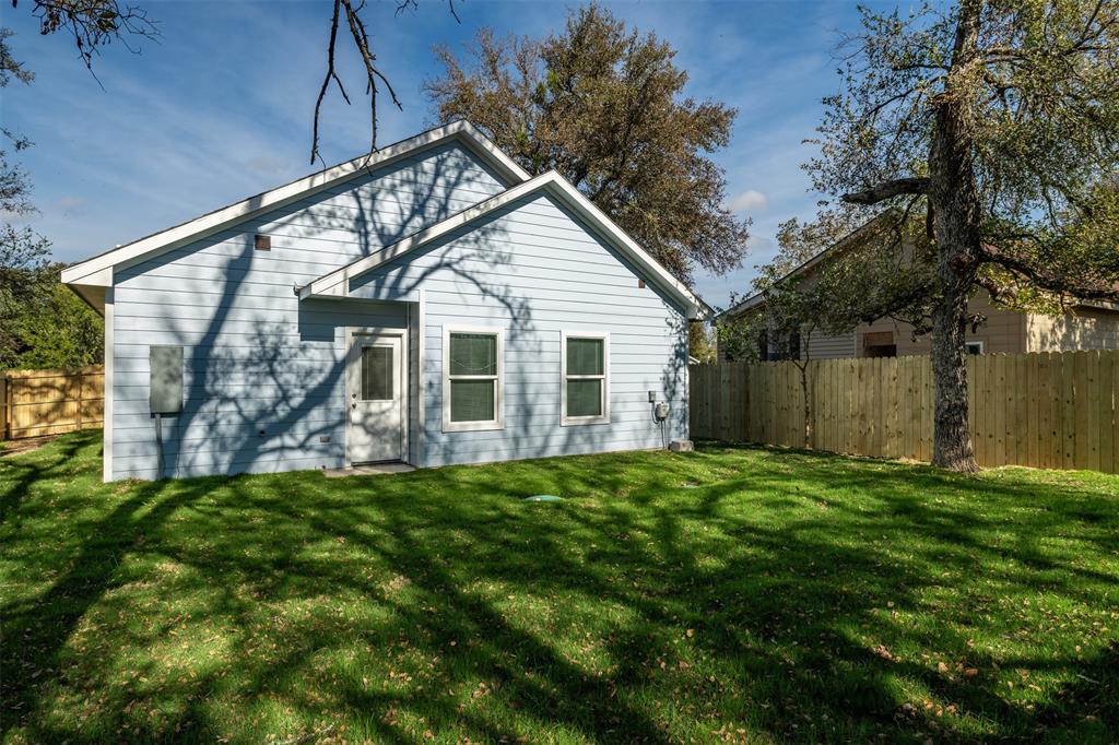 Oak Trail Shores Sec F - Residential Lease