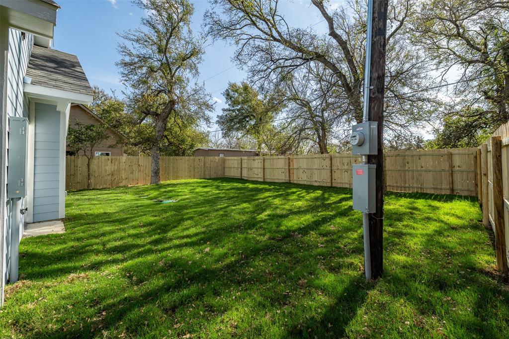 Oak Trail Shores Sec F - Residential Lease