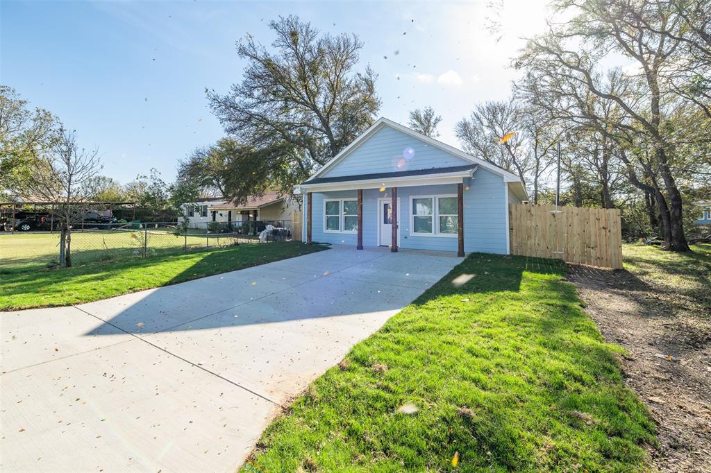 Oak Trail Shores Sec F - Residential Lease