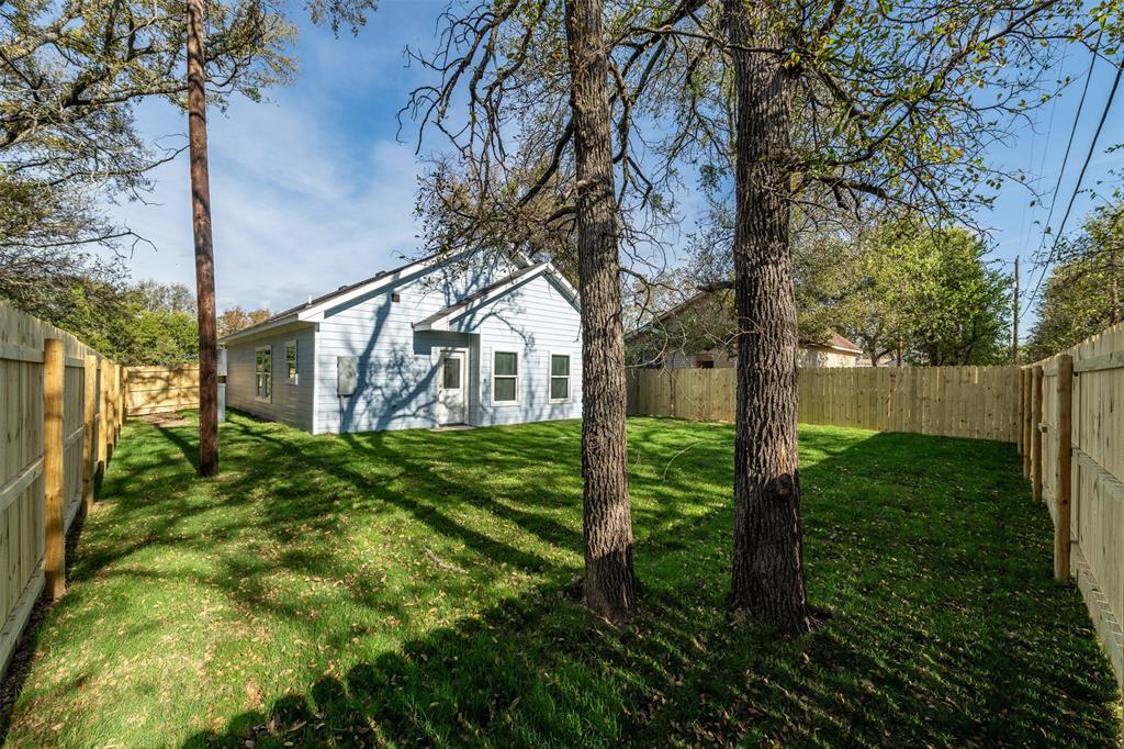 Oak Trail Shores Sec F - Residential Lease