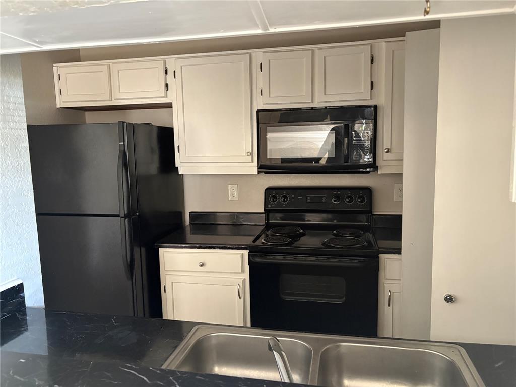 Crestbluff Condo - Residential Lease