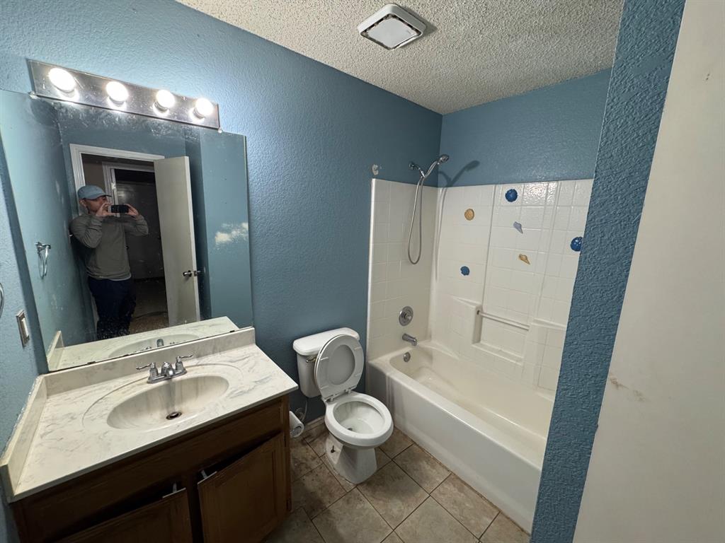 4821 Saint Thomas Place