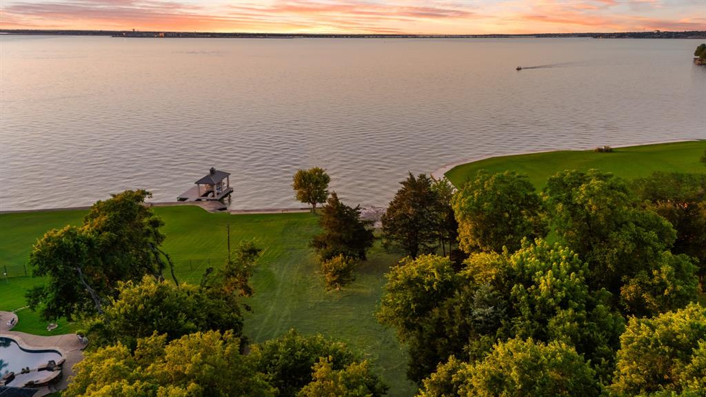 E W Terrys Land - Land