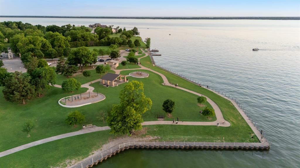 E W Terrys Land - Land