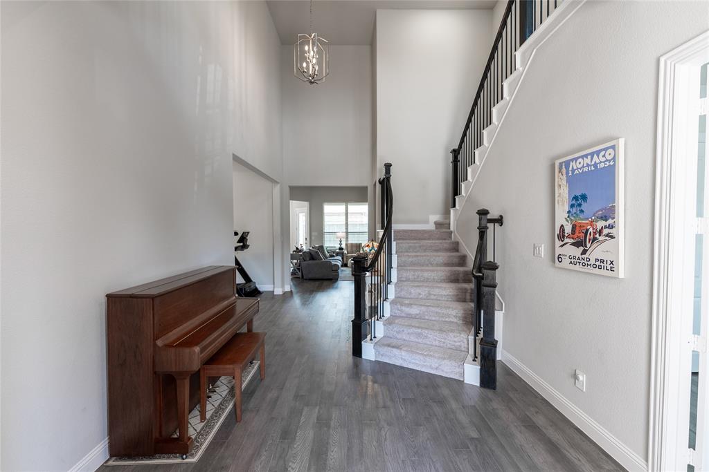 1002 Amber Knoll Drive
