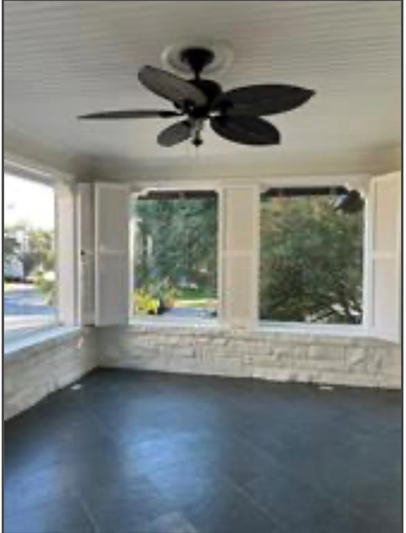 4106 University Boulevard