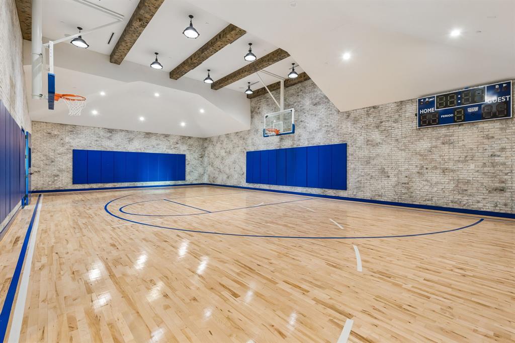 4012 Starling Drive