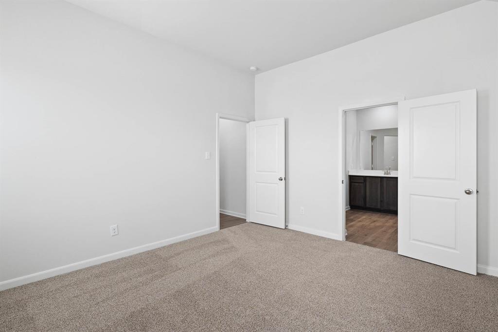Logan Square - Residential