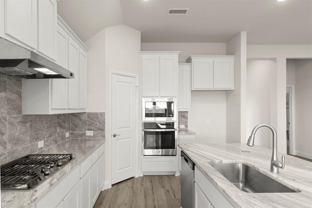 1510 Park Hills Boulevard