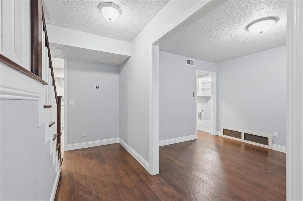 Country Green Sec 1 Add - Residential