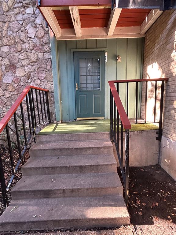 Eastridge Terrace Condo - Residential Lease