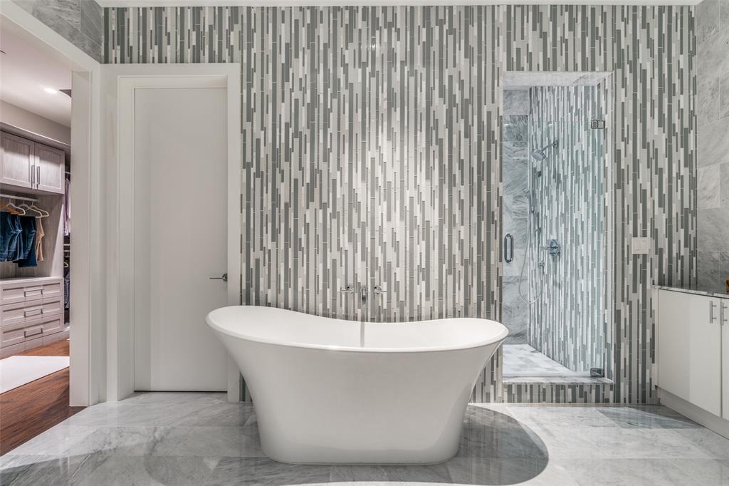 Residences at Stoneleigh - Residential