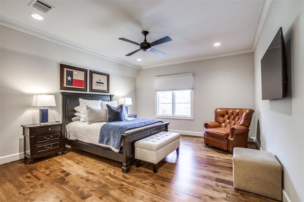 Lawn at Glen Abbey - Residential