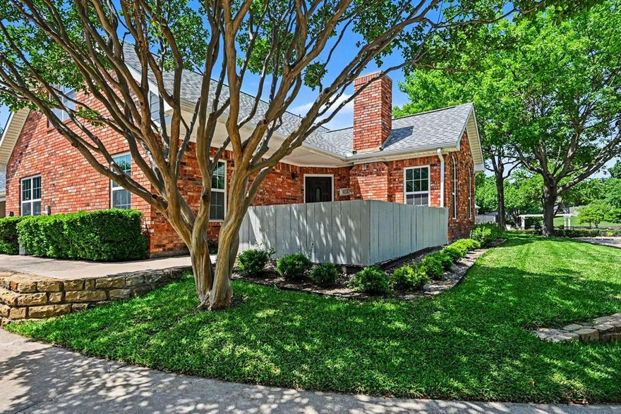 Lovely, updated condo, ready for immediate move in. Located in the beautiful, gated community of Villas on the Bluff. Maintenance free exterior. Offers an open concept Living Room, Dining Room and Kitchen with high ceilings in the Livingroom. This plan can be either a 3 bedroom with 2 primary bedrooms or a 2 bedroom with a large bonus room and full bath upstairs. The bonus room can be used as a game room, guest room, office etc. This home has been freshly painted throughout with new luxury vinyl plank floors and carpeting, new quartz countertops, new plumbing fixtures, new updated light fixtures and ceiling fans. Has stainless steel like new appliances such as refrigerator, electric range, microwave and dishwasher. Comes with attached 2 car garage with garage door opener.  HOA amenities include a relaxing swimming pool, fitness room and large meeting room for events. You can end your day at the gazebo that overlooks the bluff where you unwind and view the breathtaking sunsets. Just 8 minutes from Clearfork shopping & dining. Easy access to the Cultural District and Downtown.