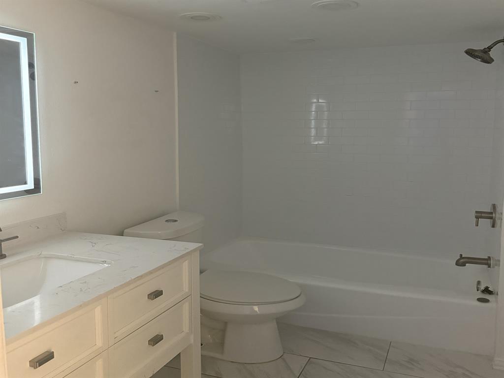 Plaza Condo - Residential