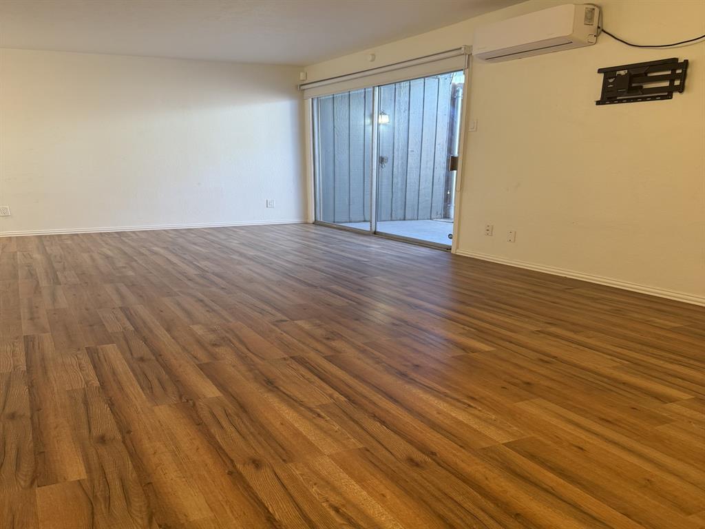 Plaza Condo - Residential