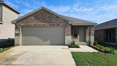7516 MISTY CREEK Drive Denton TX 76259