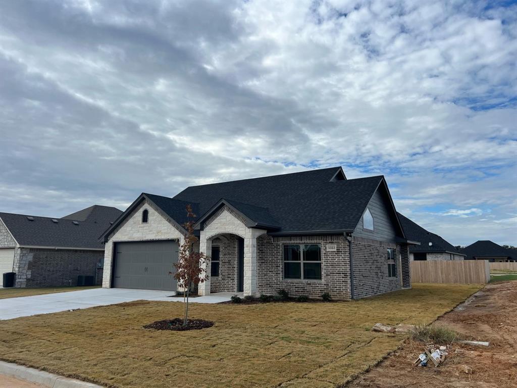 Tolar, Texas 76476, United States, 3 Bedrooms Bedrooms, ,3 BathroomsBathrooms,Residential,Active,8841