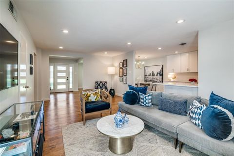 Tiny photo for 2352 Fenestra Drive, Dallas, TX 75228 (MLS # 21099747)