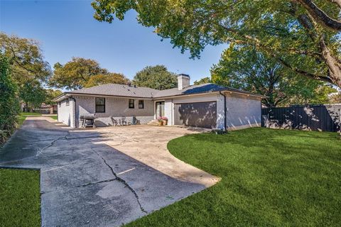 Tiny photo for 2352 Fenestra Drive, Dallas, TX 75228 (MLS # 21099747)