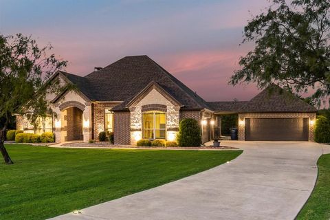 Photo of 801 Eagle Pass Drive, Royse City, TX 75189 (MLS # 21267223)