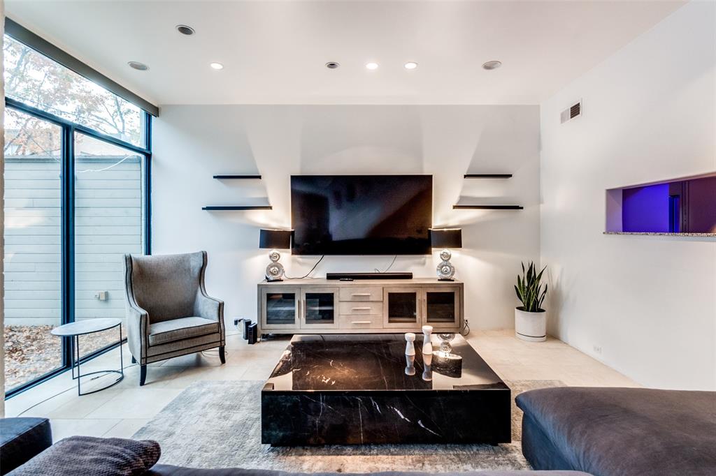 Armstrong Ave Condo - Residential Lease