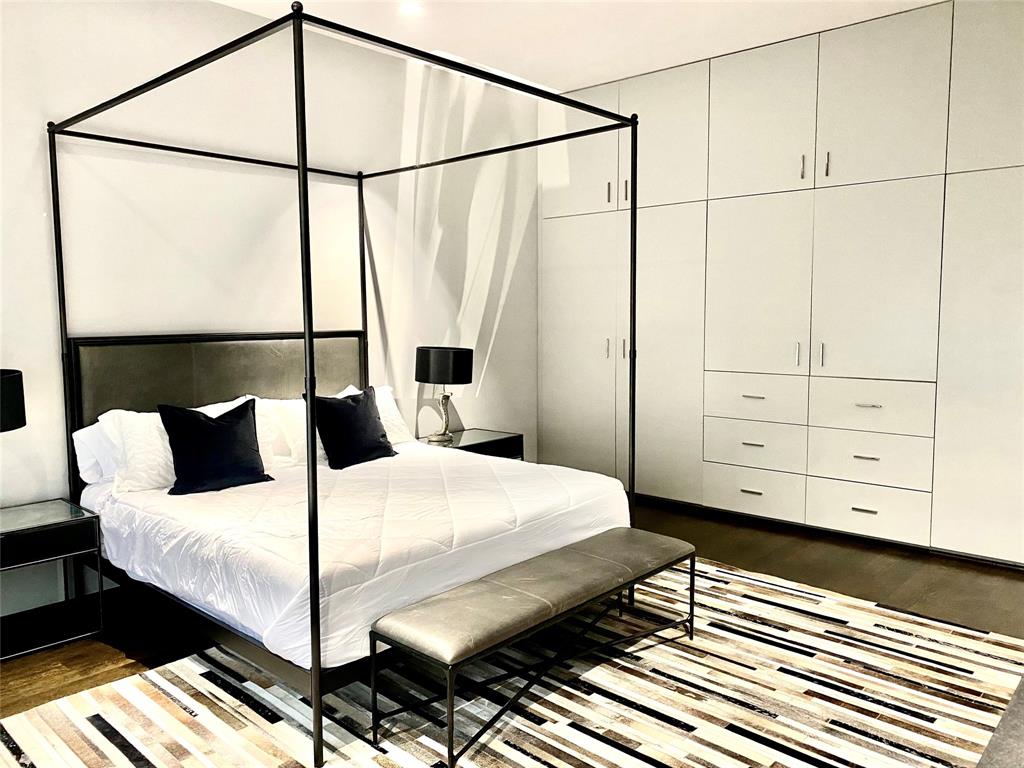 Armstrong Ave Condo - Residential Lease