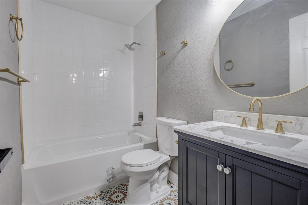 HARWOOD MEADOWS - Residential