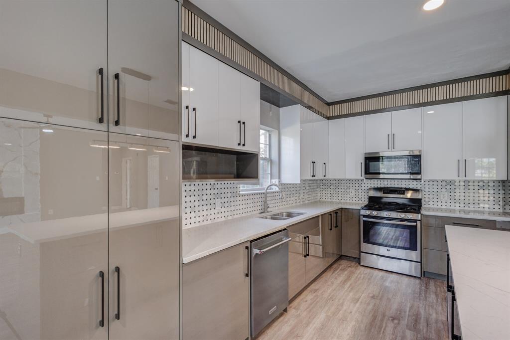 HARWOOD MEADOWS - Residential