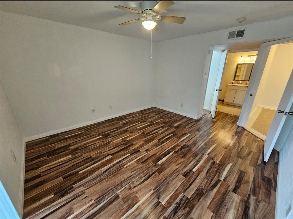 Cambridge Condos Ph 01 03 - Residential Lease