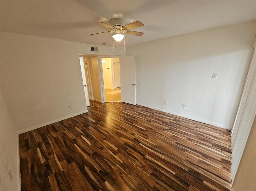 Cambridge Condos Ph 01 03 - Residential Lease