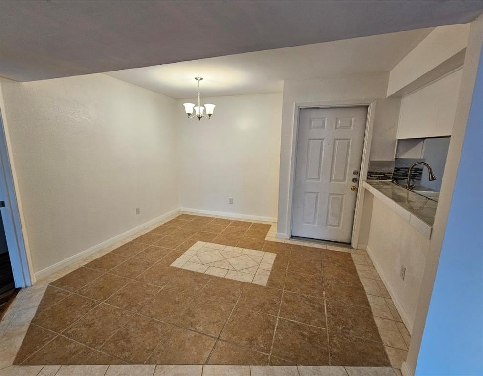 Cambridge Condos Ph 01 03 - Residential Lease