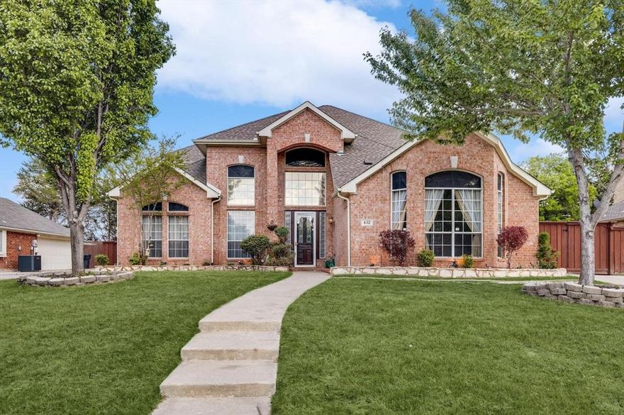 4-bedroom, 3.5-bath home  Nestled in the sought-after Timbers neighborhood**, residence is designed for comfort, entertainment, and work-from-home ease.  

Open-concept living area with elegant décor, plush seating, and abundant natural light. The gourmet kitchen features stainless steel appliances, granite countertops, a large island, and all essential cookware. The formal dining room is perfect for gatherings, while the breakfast nook offers casual dining.  
 
 Located near top-rated schools, shopping, dining. Move-in ready!