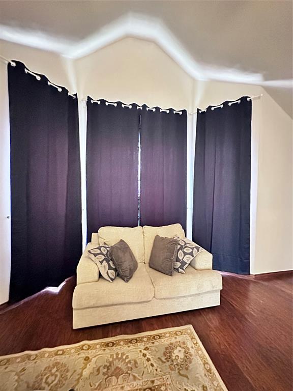 Timbers 6 Ph II - Residential Lease