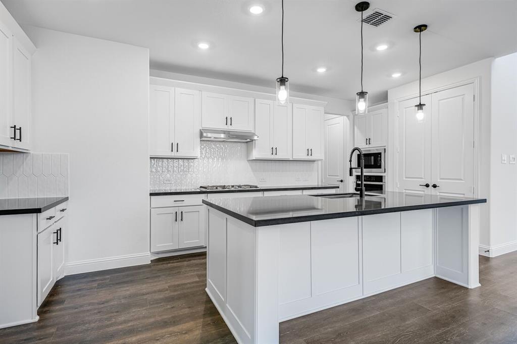 Cross Creek Meadows - Residential