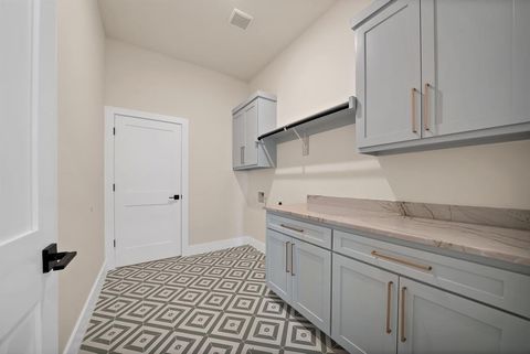 Tiny photo for 1023 Kingsley Court, Weatherford, TX 76087 (MLS # 21100754)