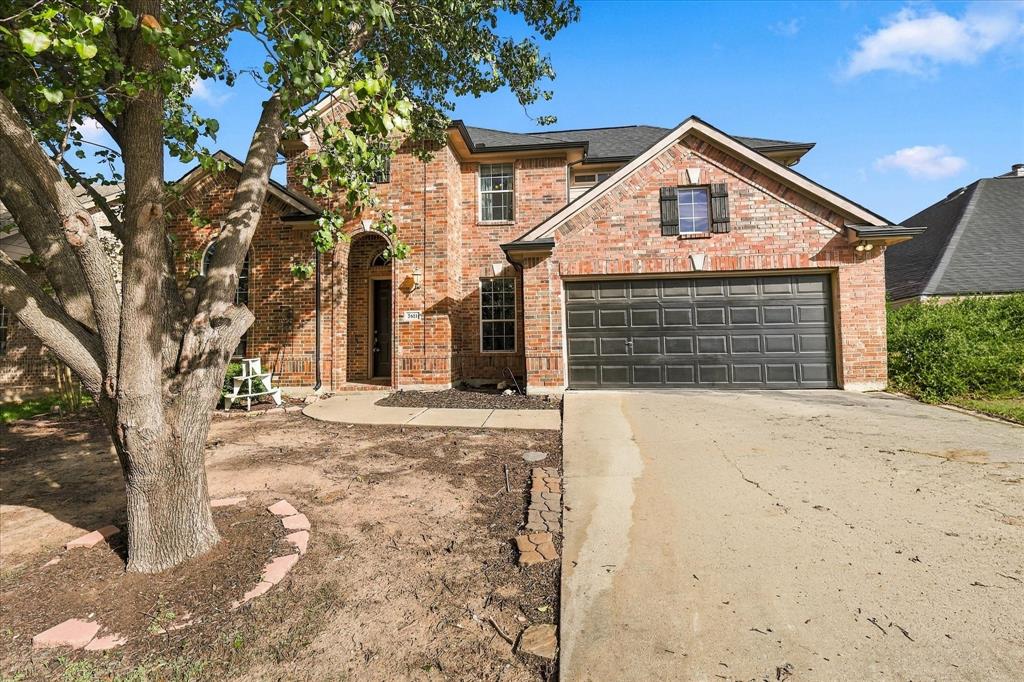 2621 Whispering Trail