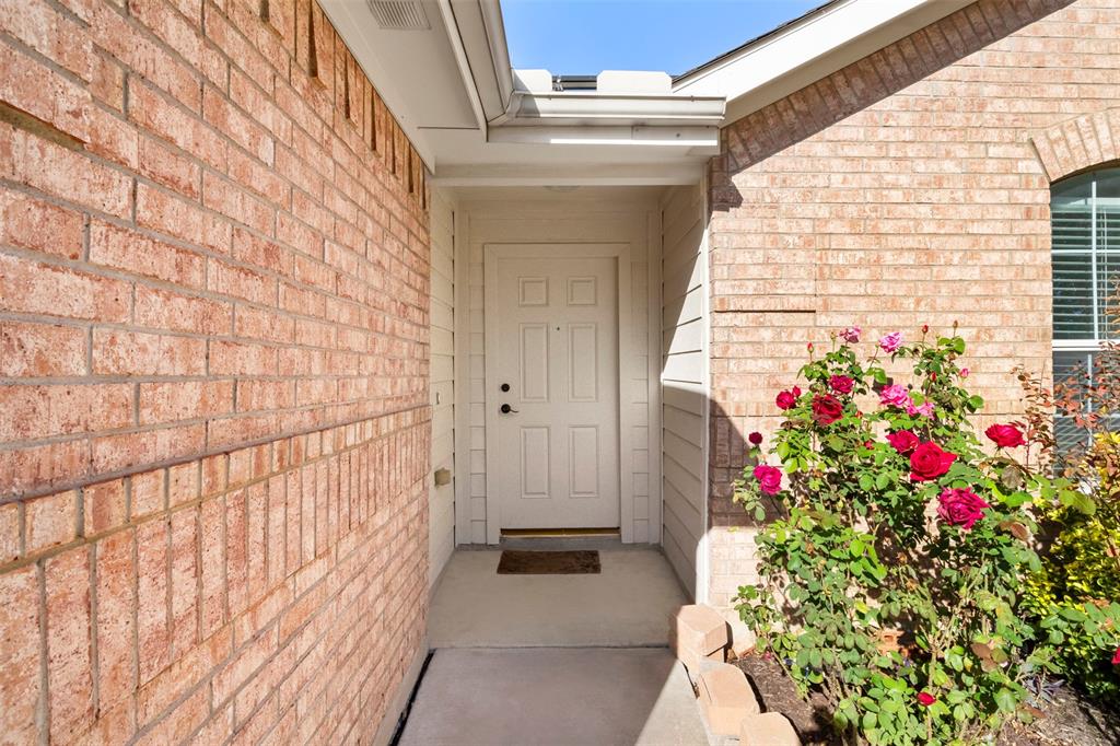 928 Wood Brook Drive