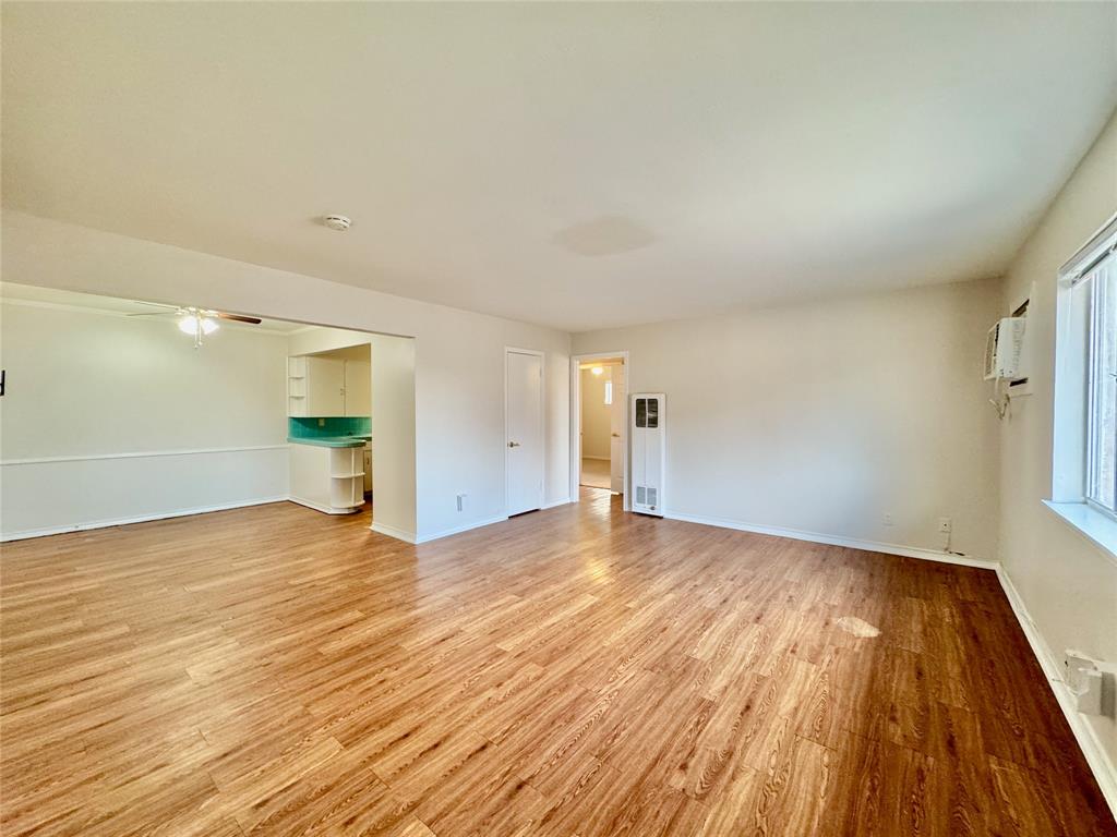 Mccommas Plaza - Residential Lease