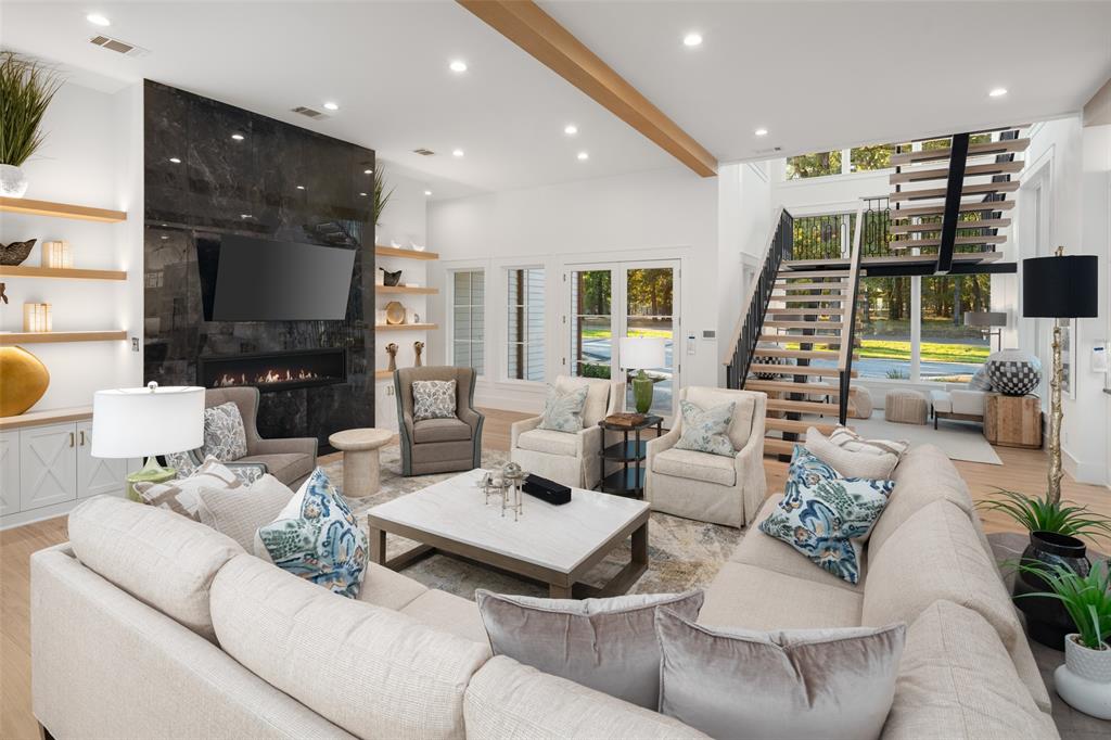 Pinnacle Club - Residential