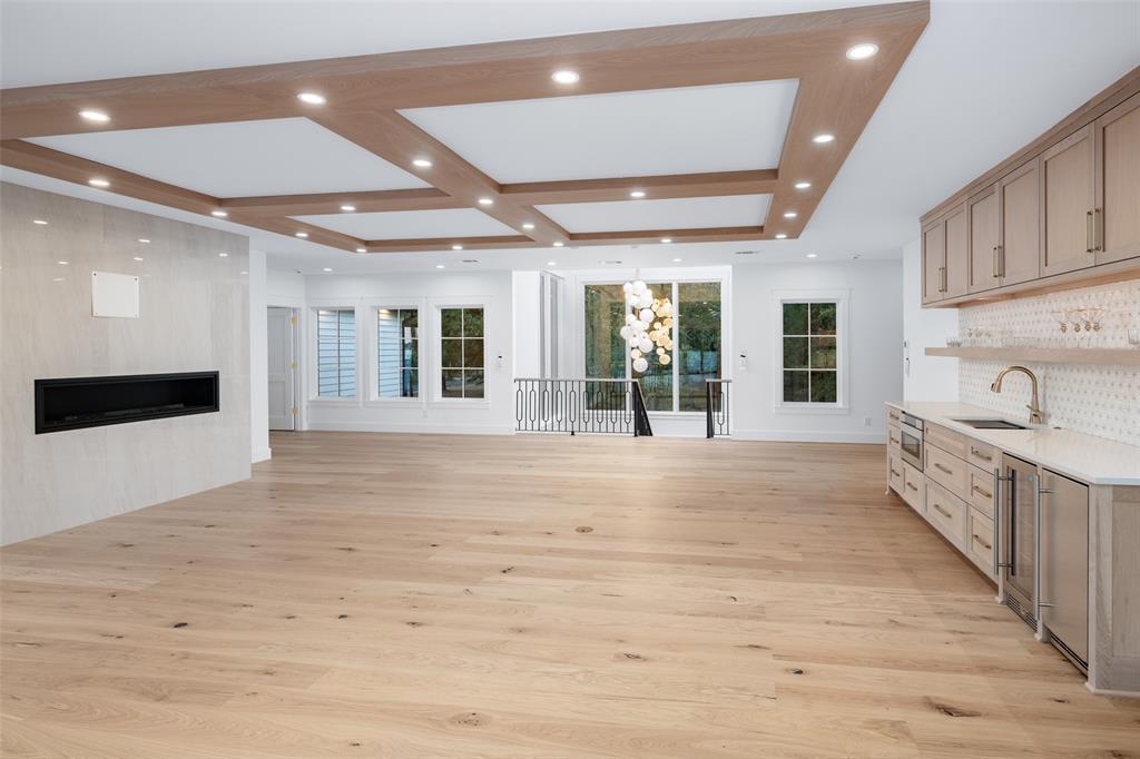 Pinnacle Club - Residential