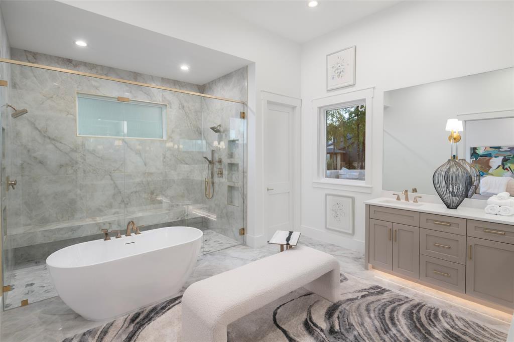 Pinnacle Club - Residential