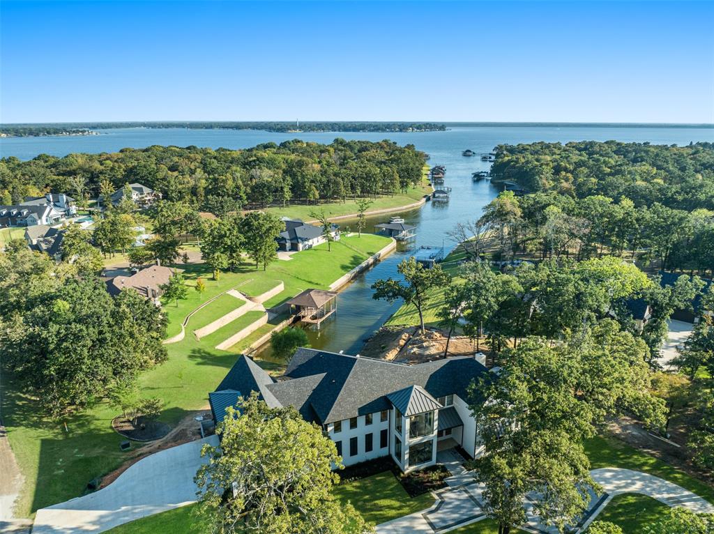 Pinnacle Club - Residential