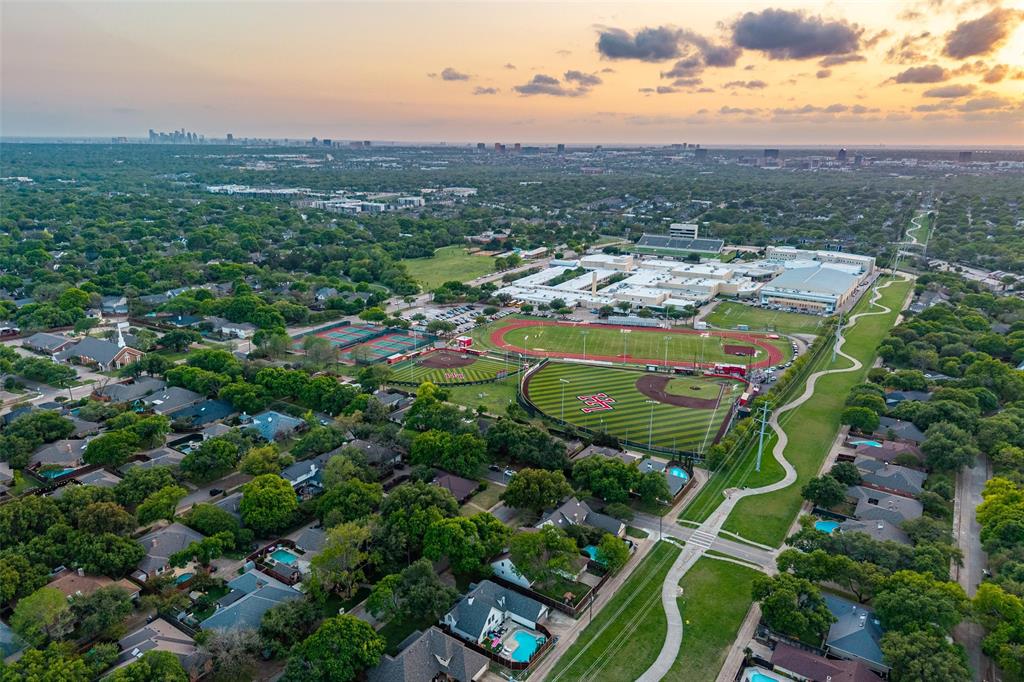 Lake Highlands Square - Residential